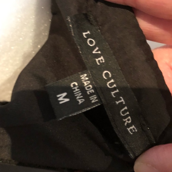 ***3/$15 📦*** Black Strapless Dress - Picture 4 of 4